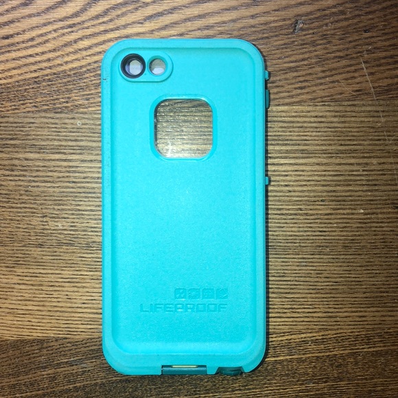 iPhone 5s LifeProof Case - Picture 2 of 4